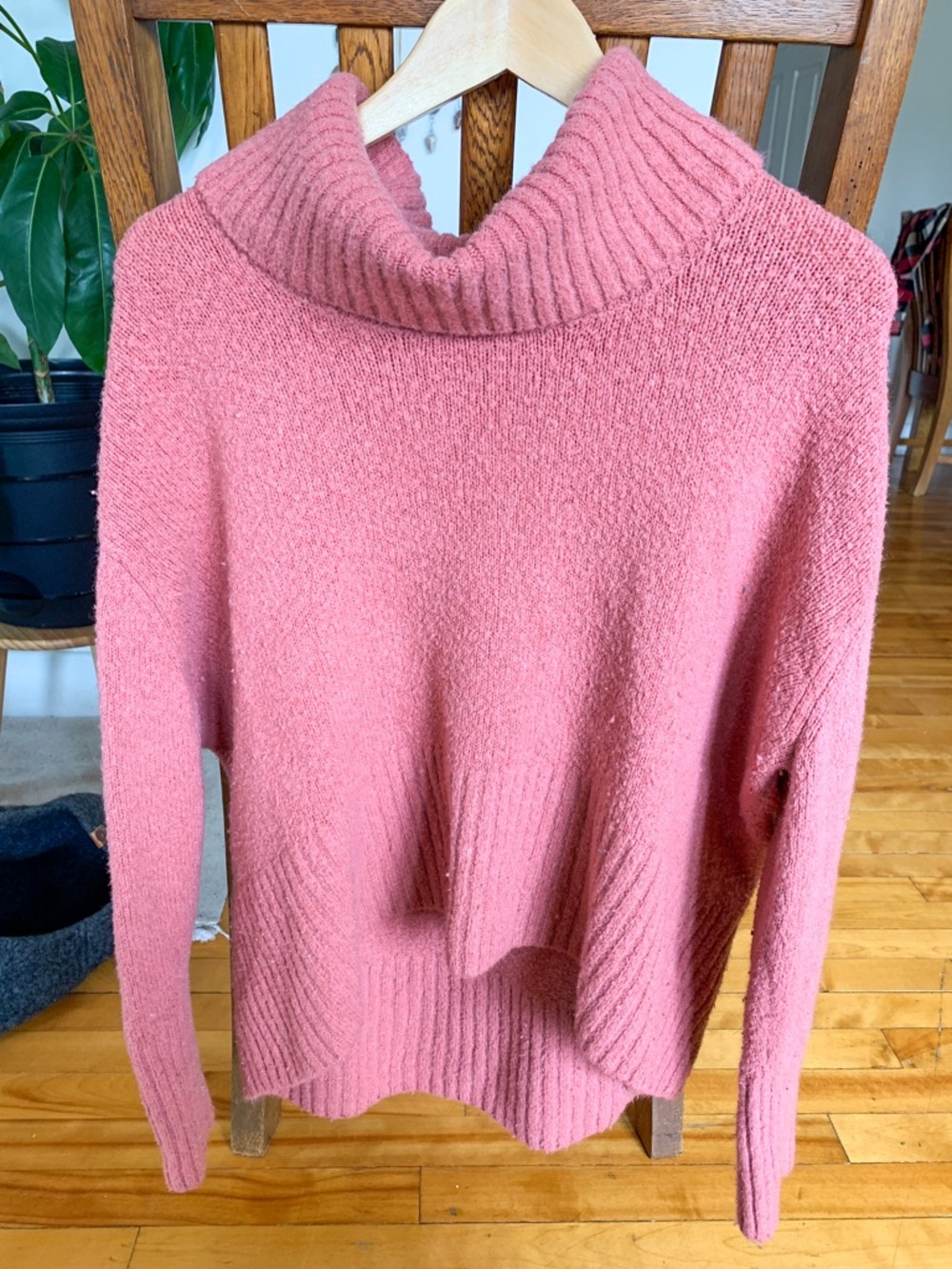 Rachel Zoe dusty pink knit sweater